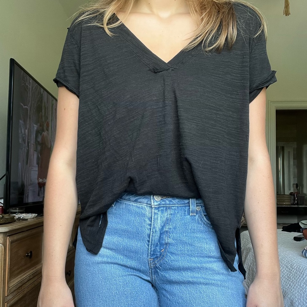 Free people casual cute tee